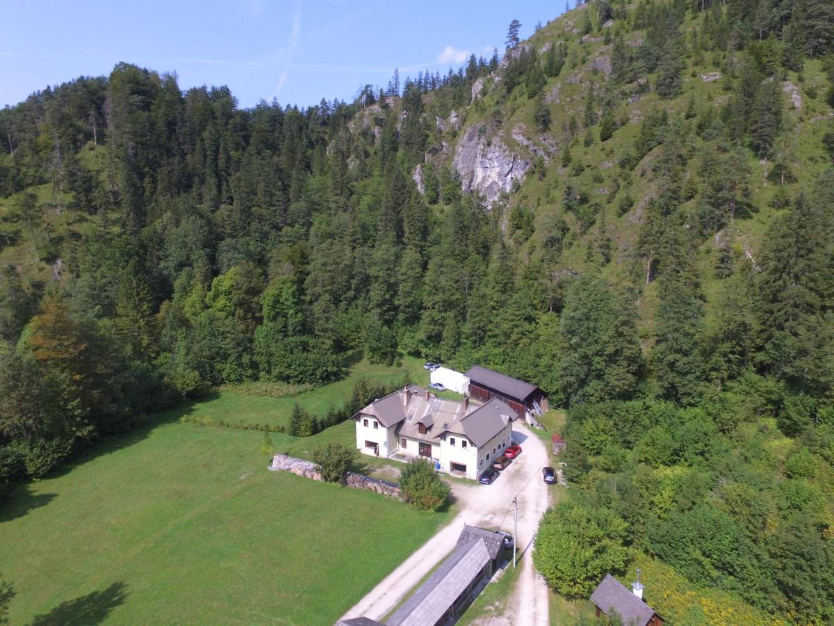Penzion Black Sheeps Adventures Wildalpen Esterno foto