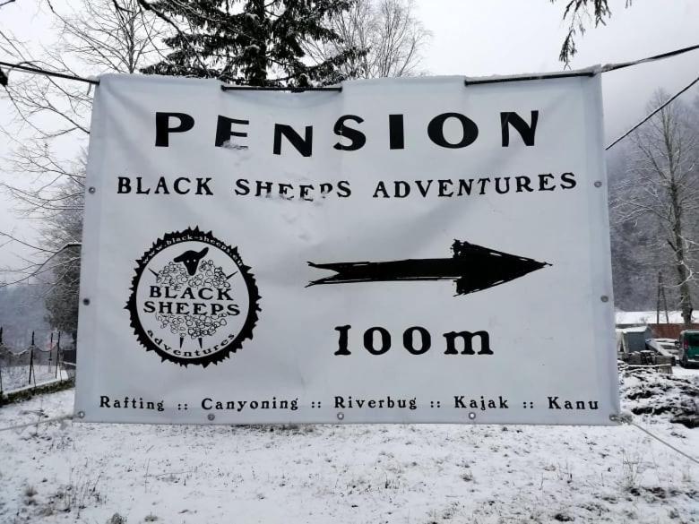 Penzion Black Sheeps Adventures Wildalpen Esterno foto